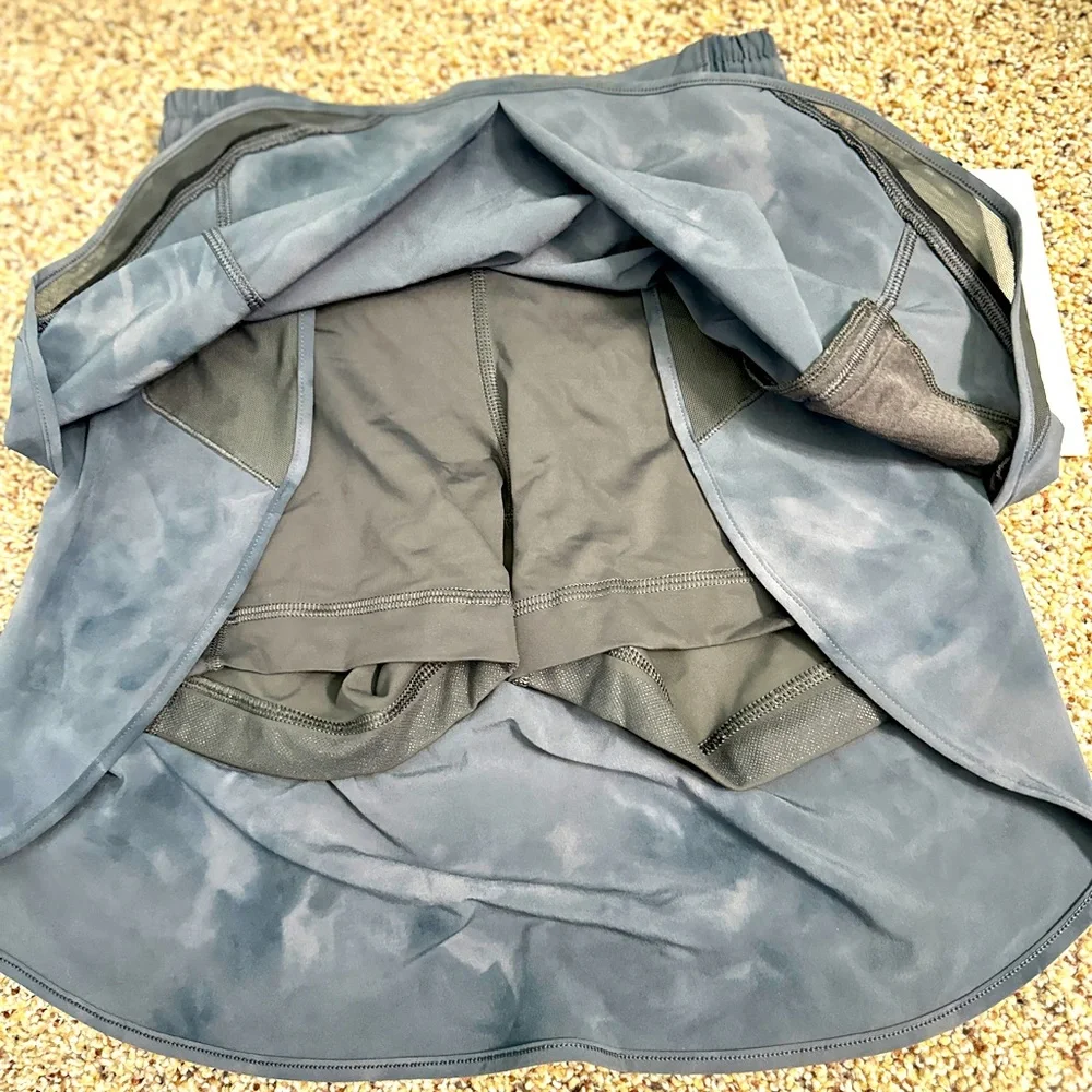 NWT RARE Lululemon Hotty Hot High-Rise Skirt *Long |Diamond Dye Pitch Grey, 4